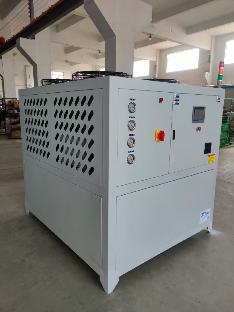 WDR050
